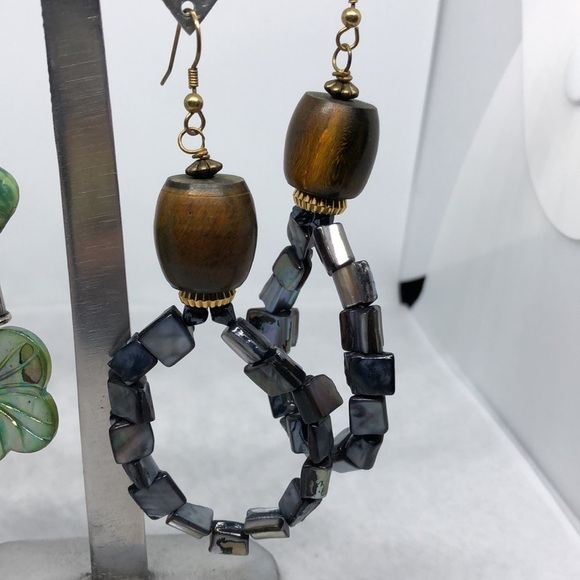 BUNDLE lot 2 beach coastal boho earrings shell artisan dangle drop long - Picture 3 of 6